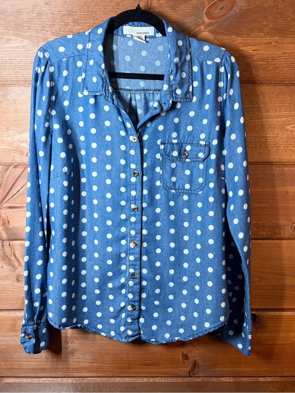 Sans Souci Lightweight Denim Blue Polka Dot Button-Up Size Medium 💙